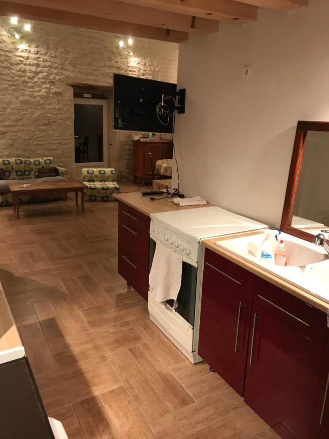 Le   chai   vous Gensac-la-Pallue Extérieur photo